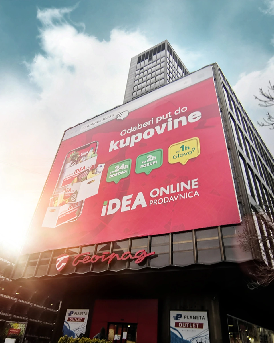 Fotografija megaboarda na zgradi Beogradjanka sa kampanjom Odaberi put do kupovine za IDEA online prodavnicu