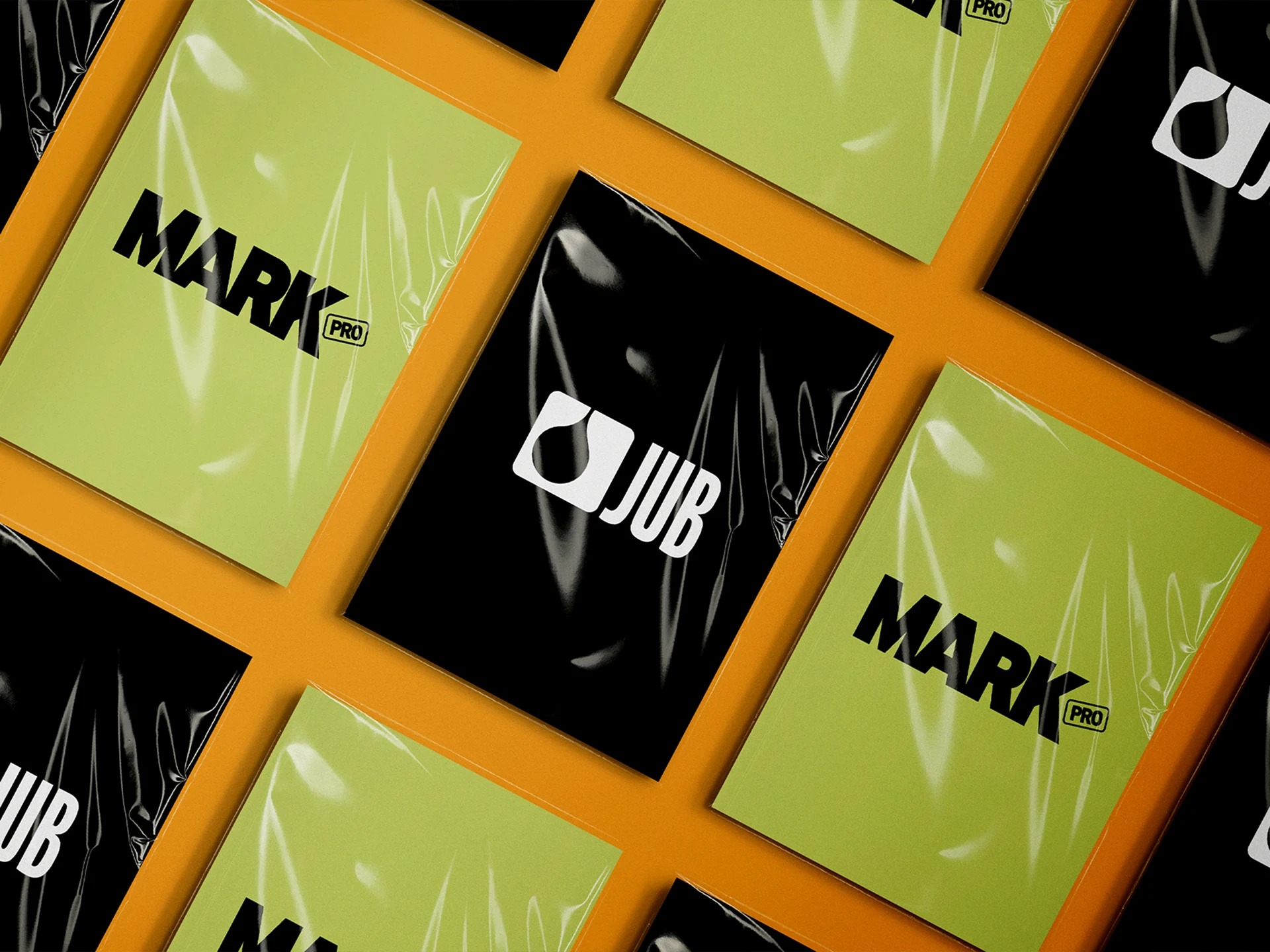 Prikaz logotipa JUB i MARK pro na crnoj i zelenoj pozadini